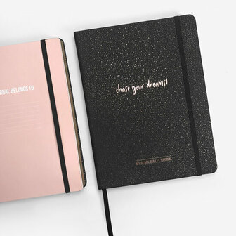 distelroos-Studio-Stationery-My-Black-Bullet-journal-Chase-Your-Dreams