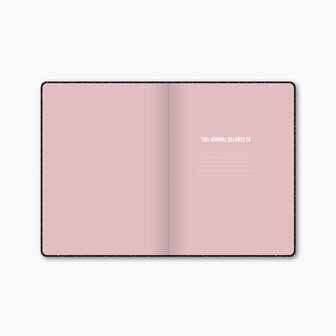 distelroos-Studio-Stationery-My-Black-Bullet-journal-Chase-Your-Dreams