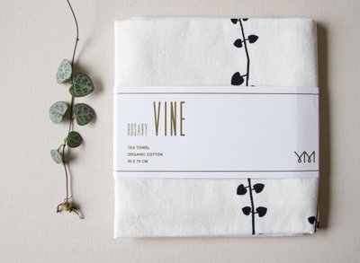 Jurianne Matter - Theedoek Rosary Vine