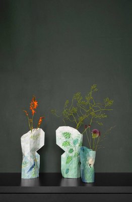 Pepe Heykoop - Paper Vase Cover small - Peacock